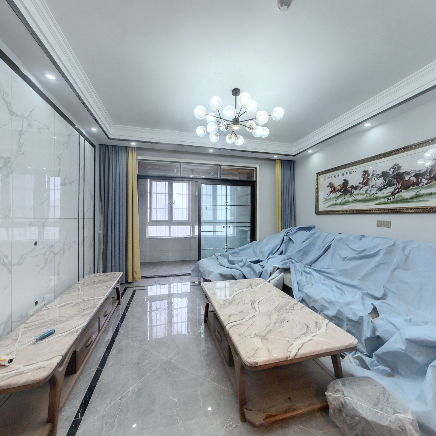东方春城3室2厅2卫124.00㎡