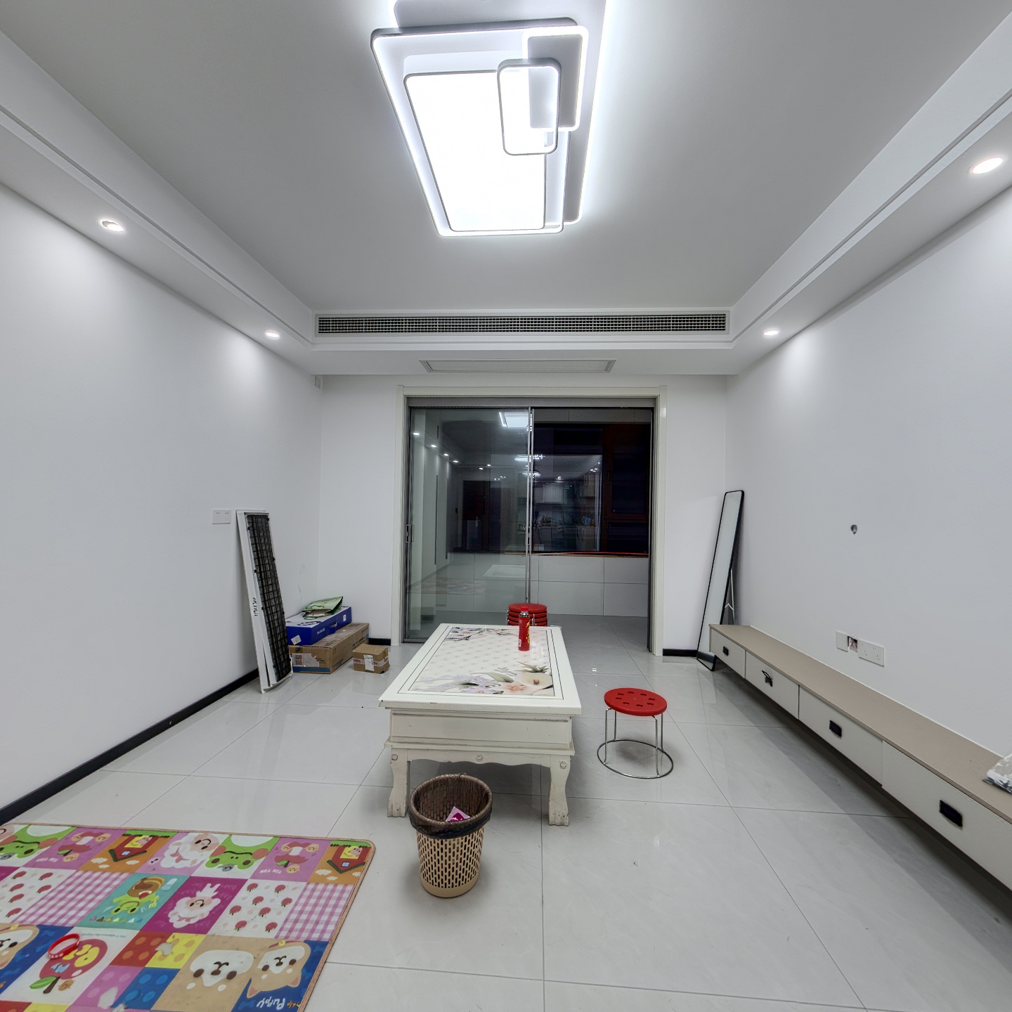 璟宸华府3室2厅2卫121.00㎡