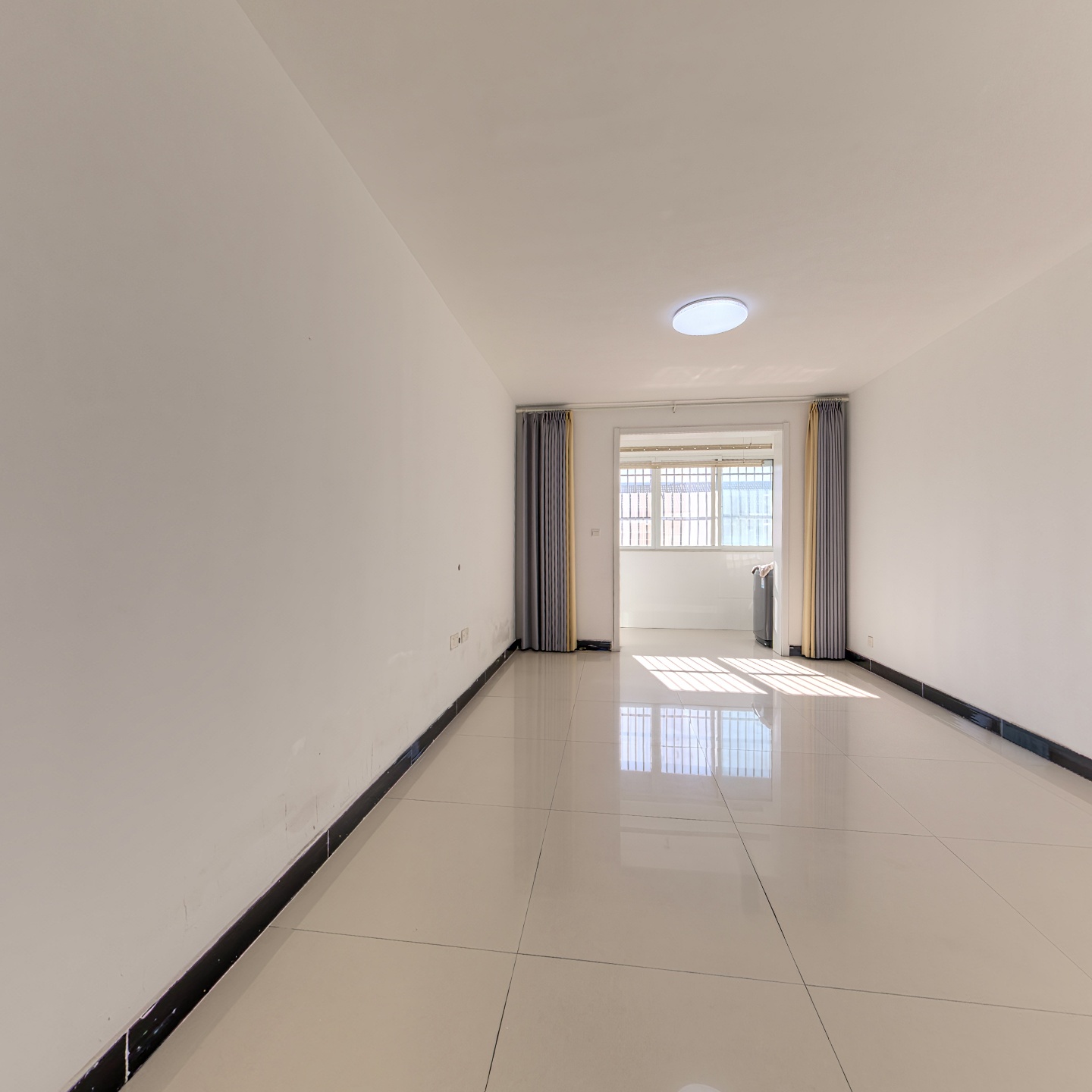 名仕雅苑2室2厅1卫94.10㎡