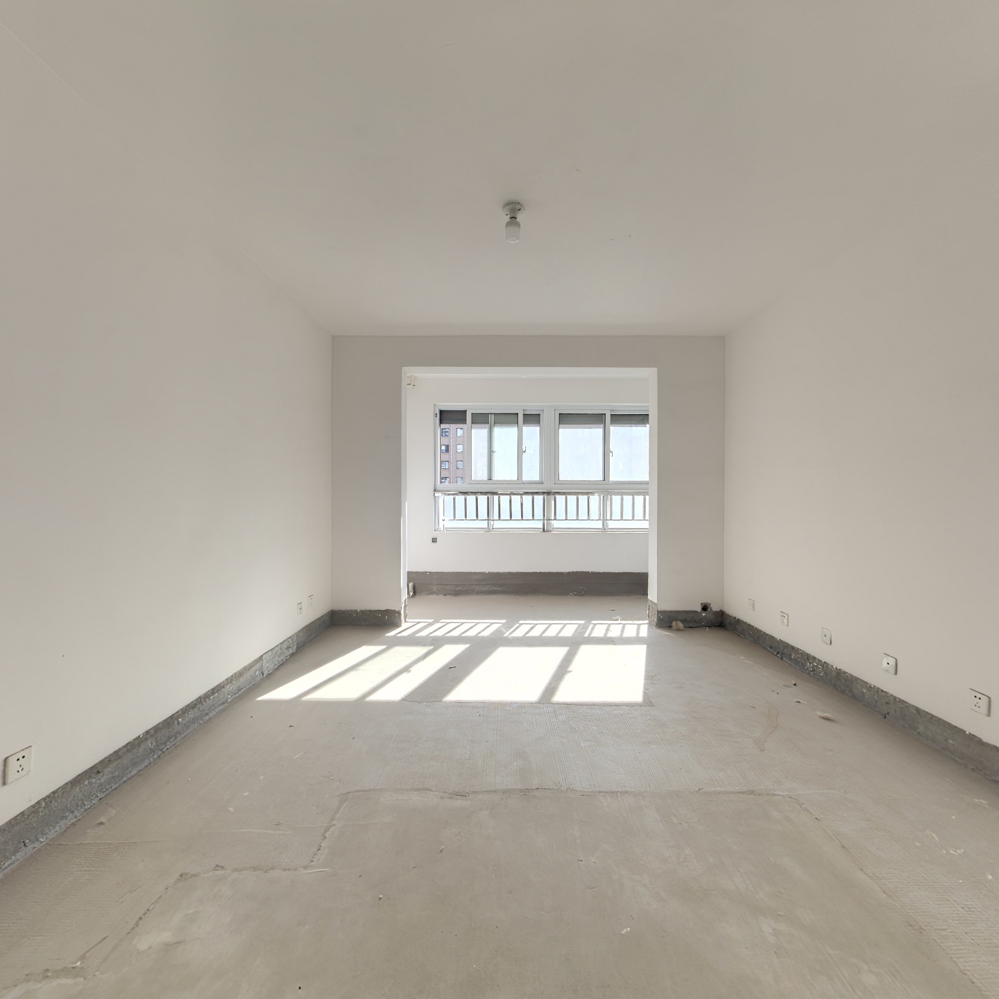 华悦嘉园3室1厅1卫121.53㎡