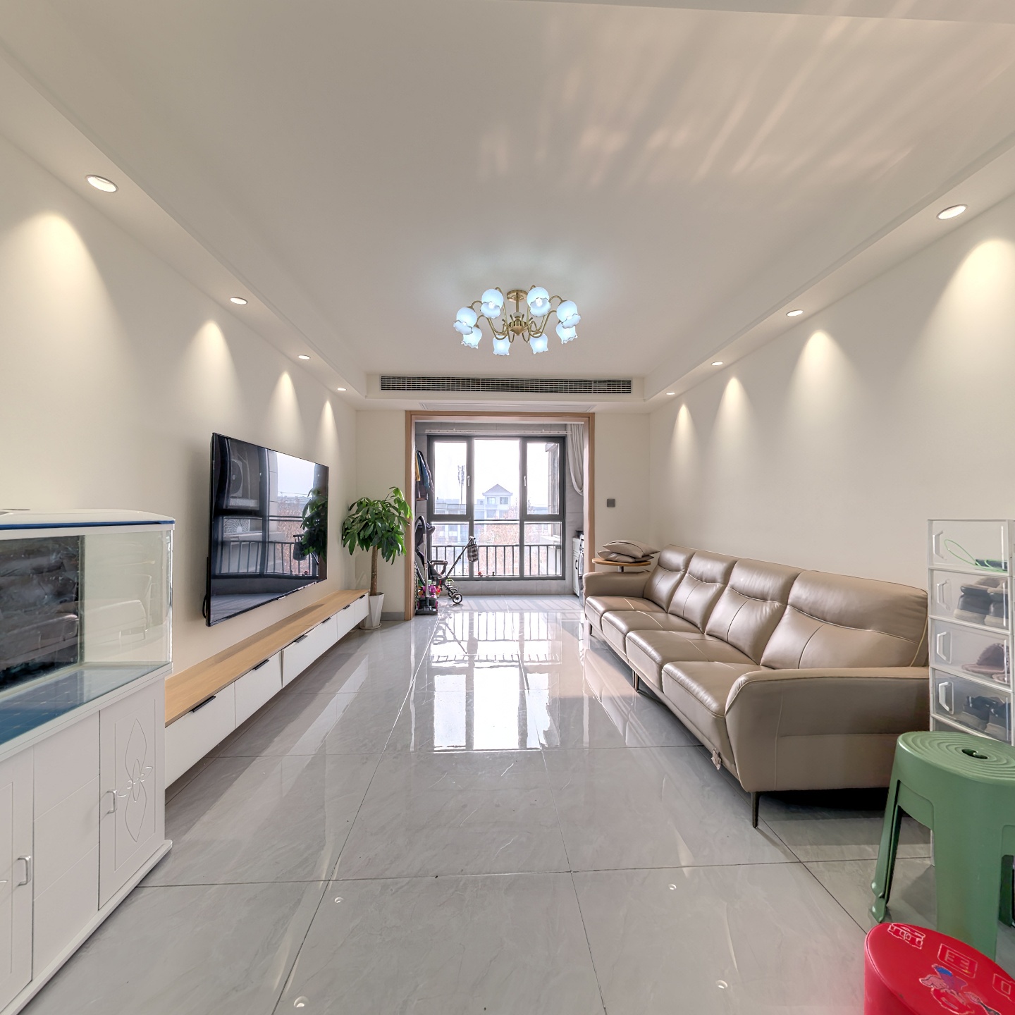 明发星悦城3室2厅1卫114.58㎡